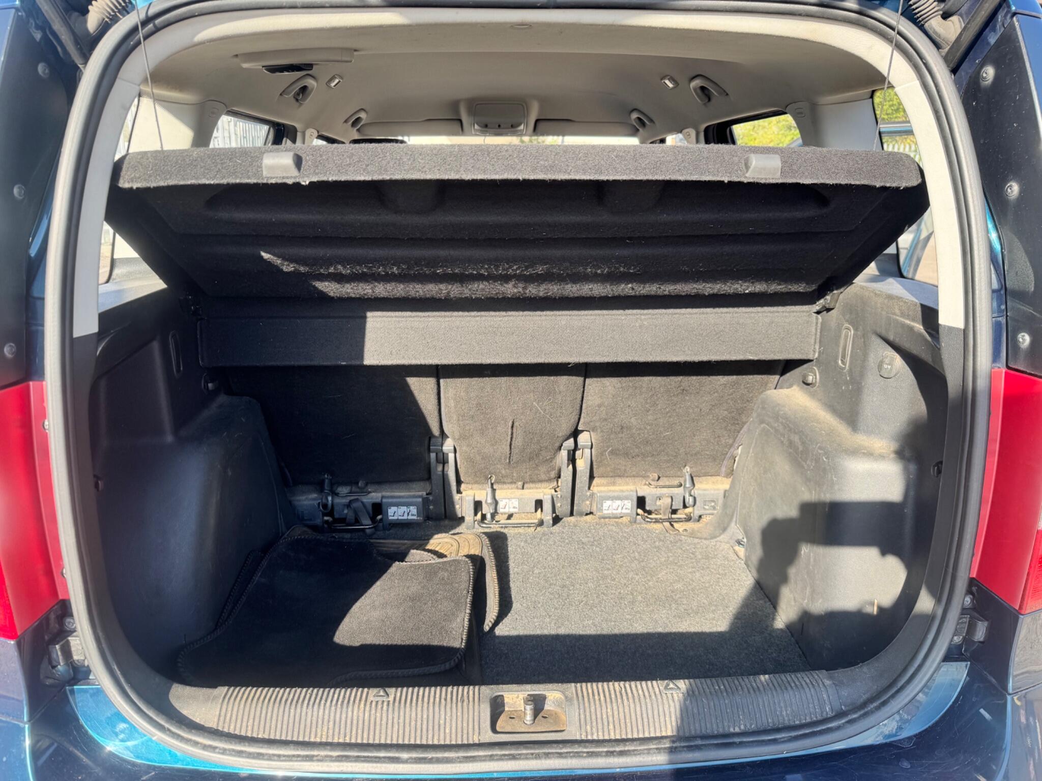 Skoda Yeti view 40