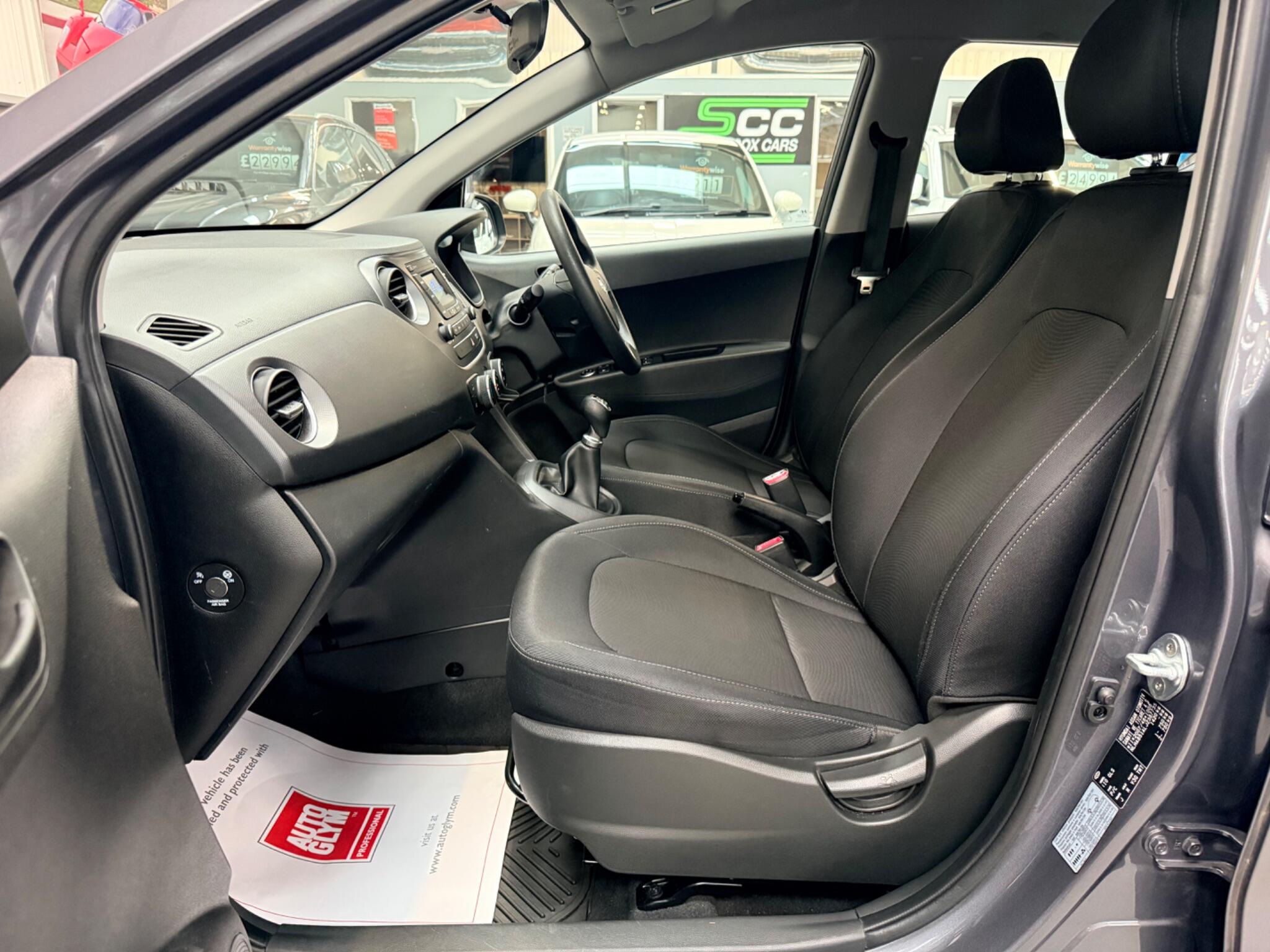 Hyundai I10 view 4