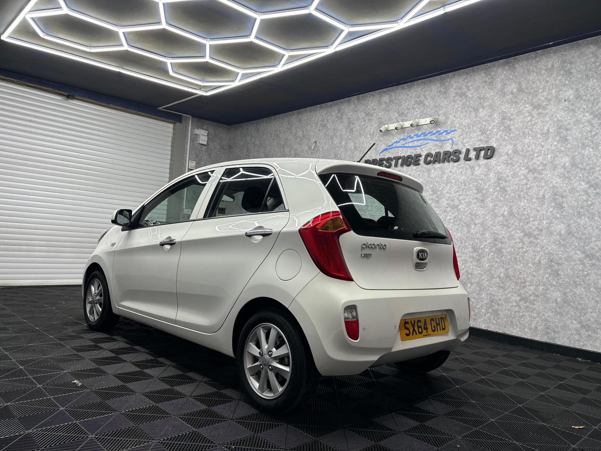 Kia Picanto view 11