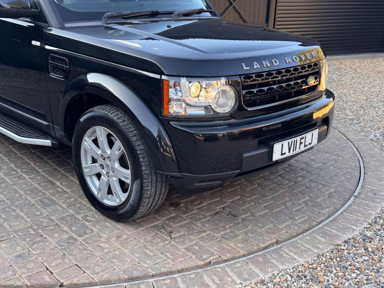 Land Rover Discovery view 18