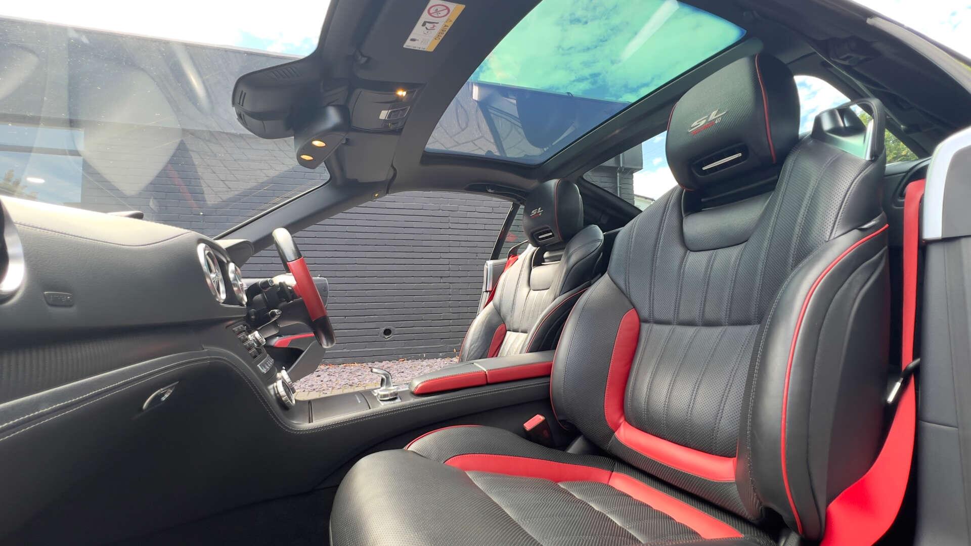 Mercedes-Benz SL view 9