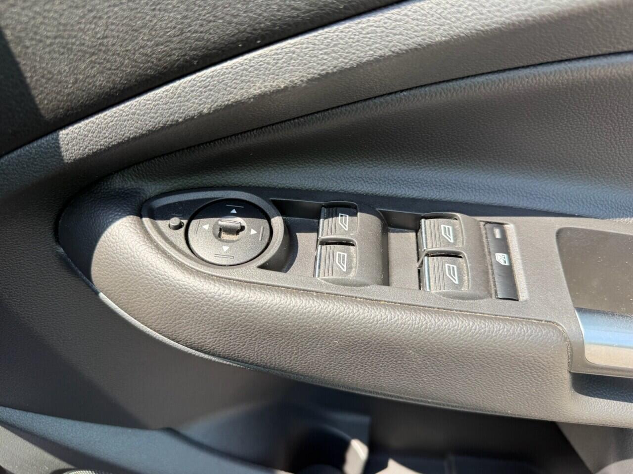 Ford Kuga view 14