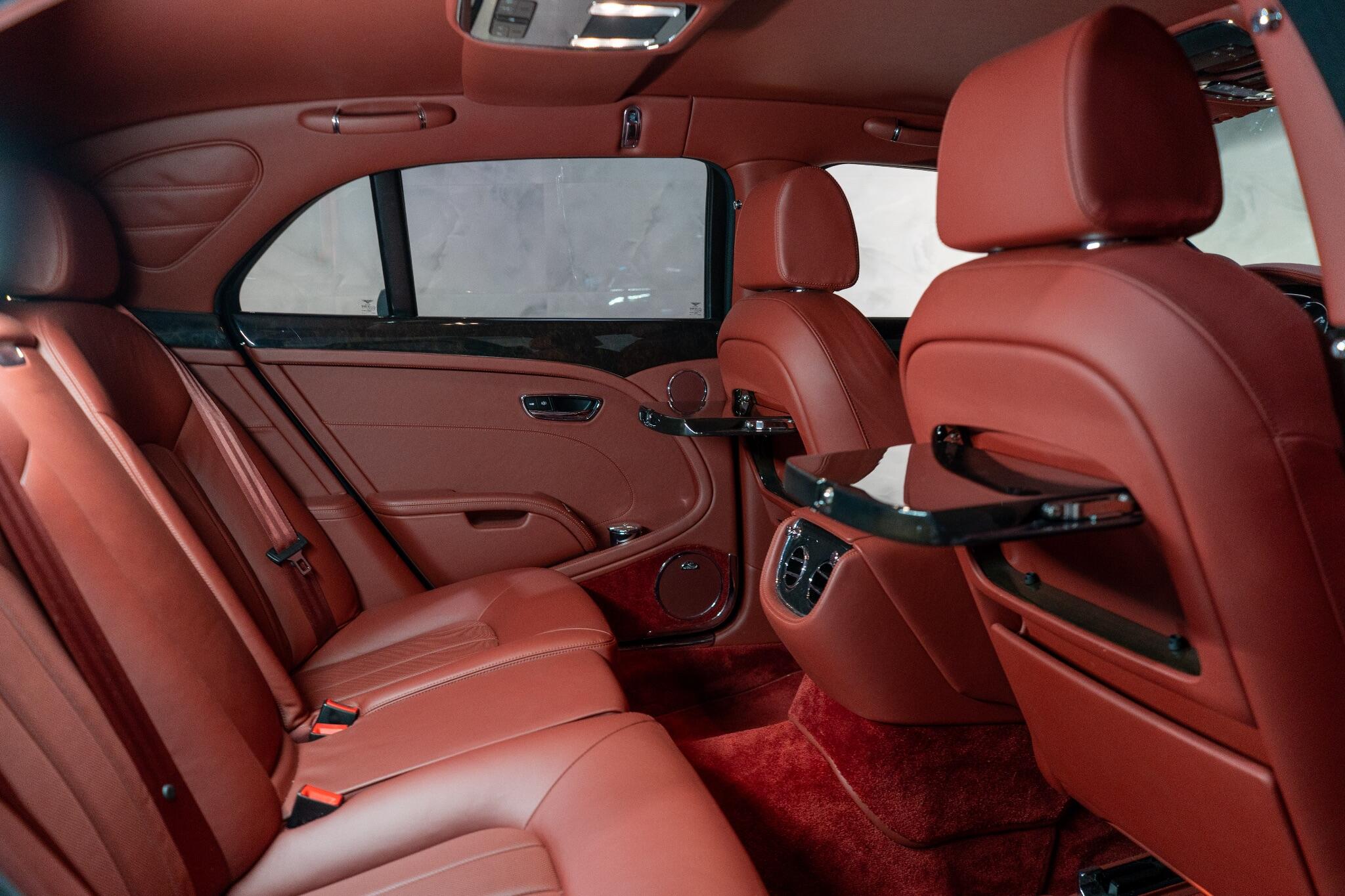 Bentley Mulsanne view 11