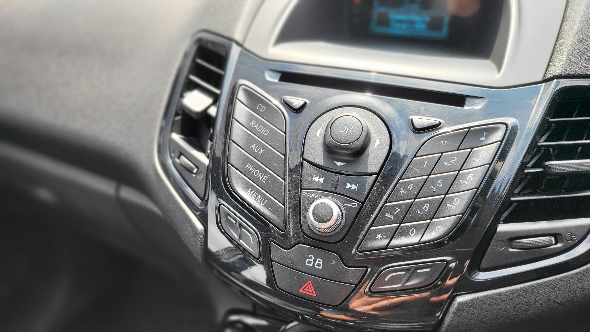 Ford Fiesta view 30