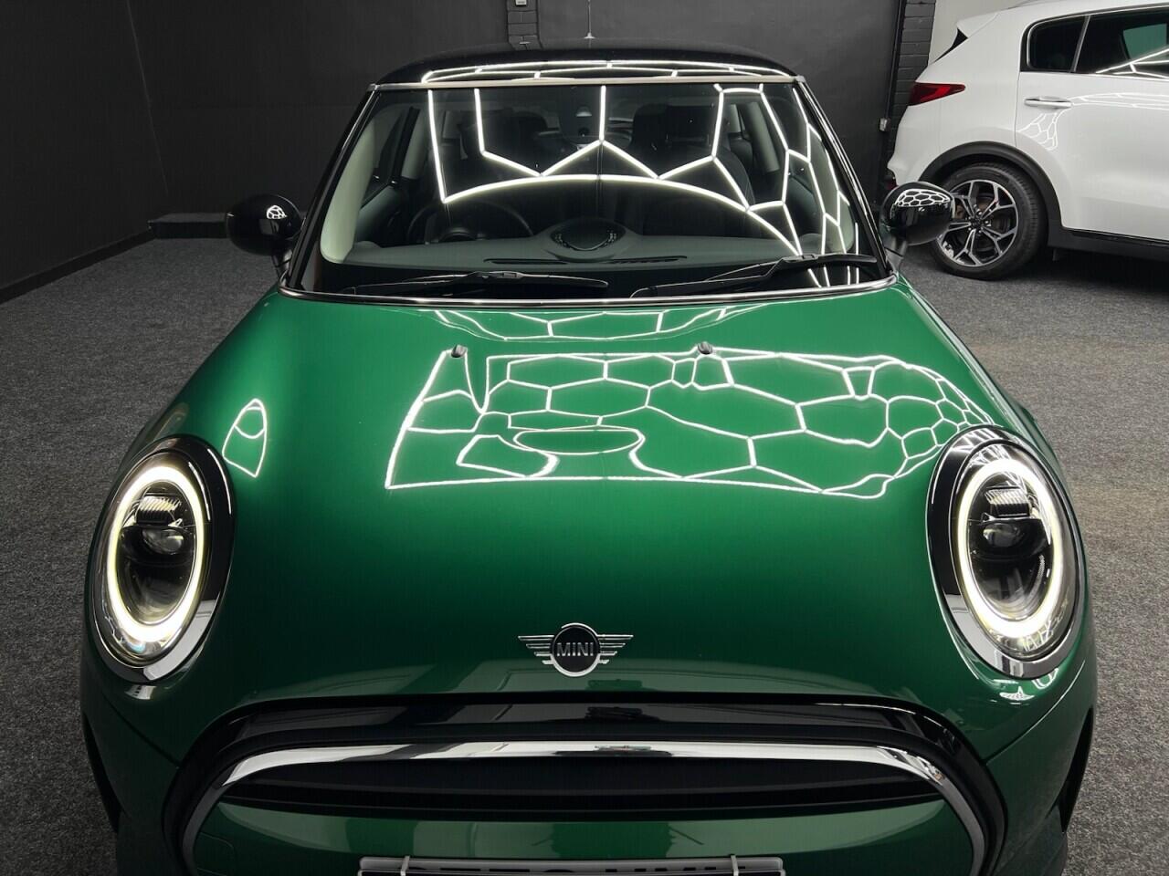 Mini Hatch view 20