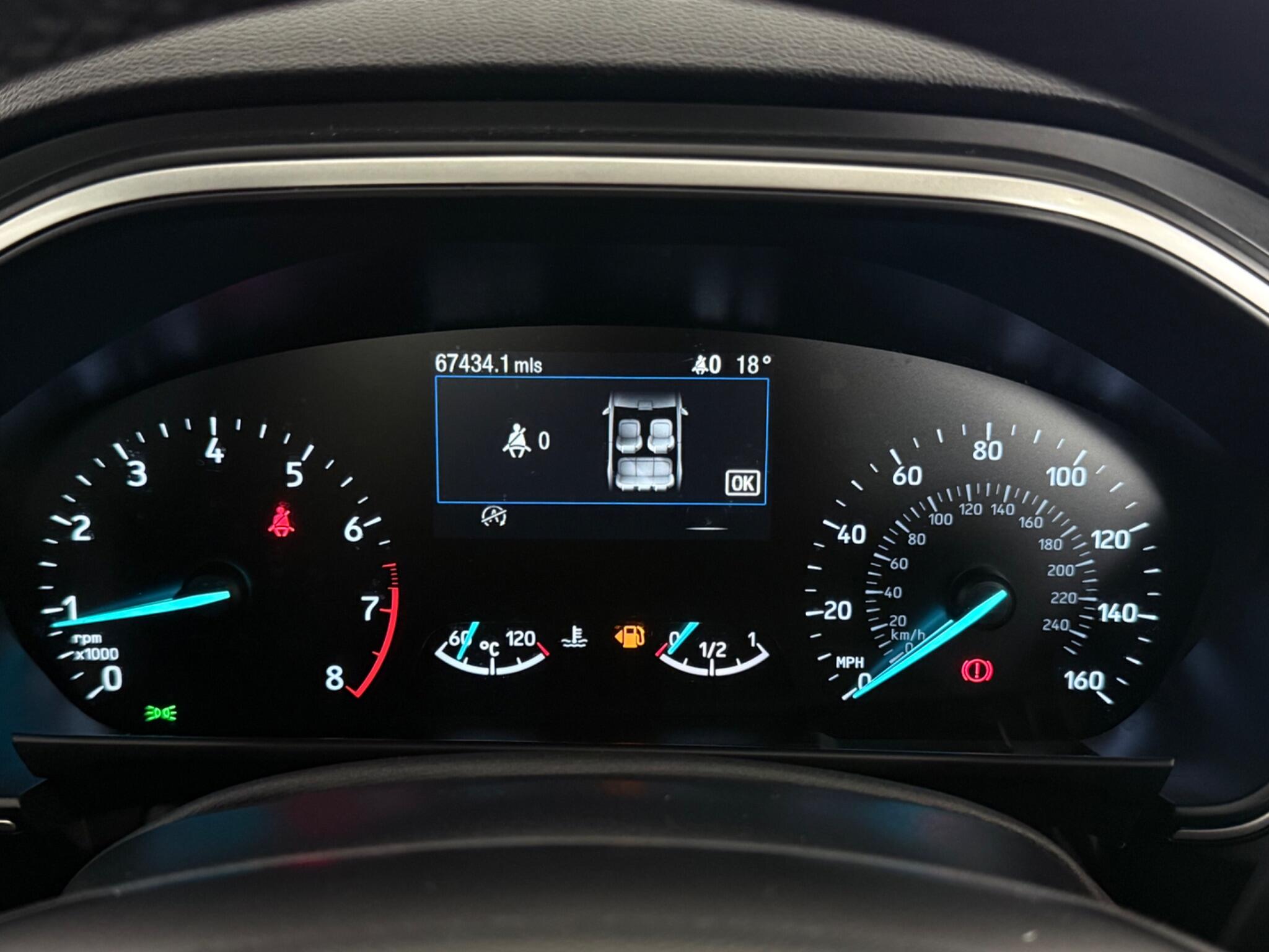 Ford Focus view 15