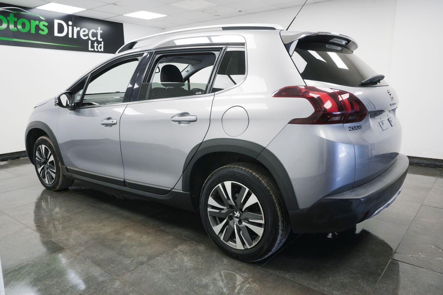 Peugeot 2008 view 6