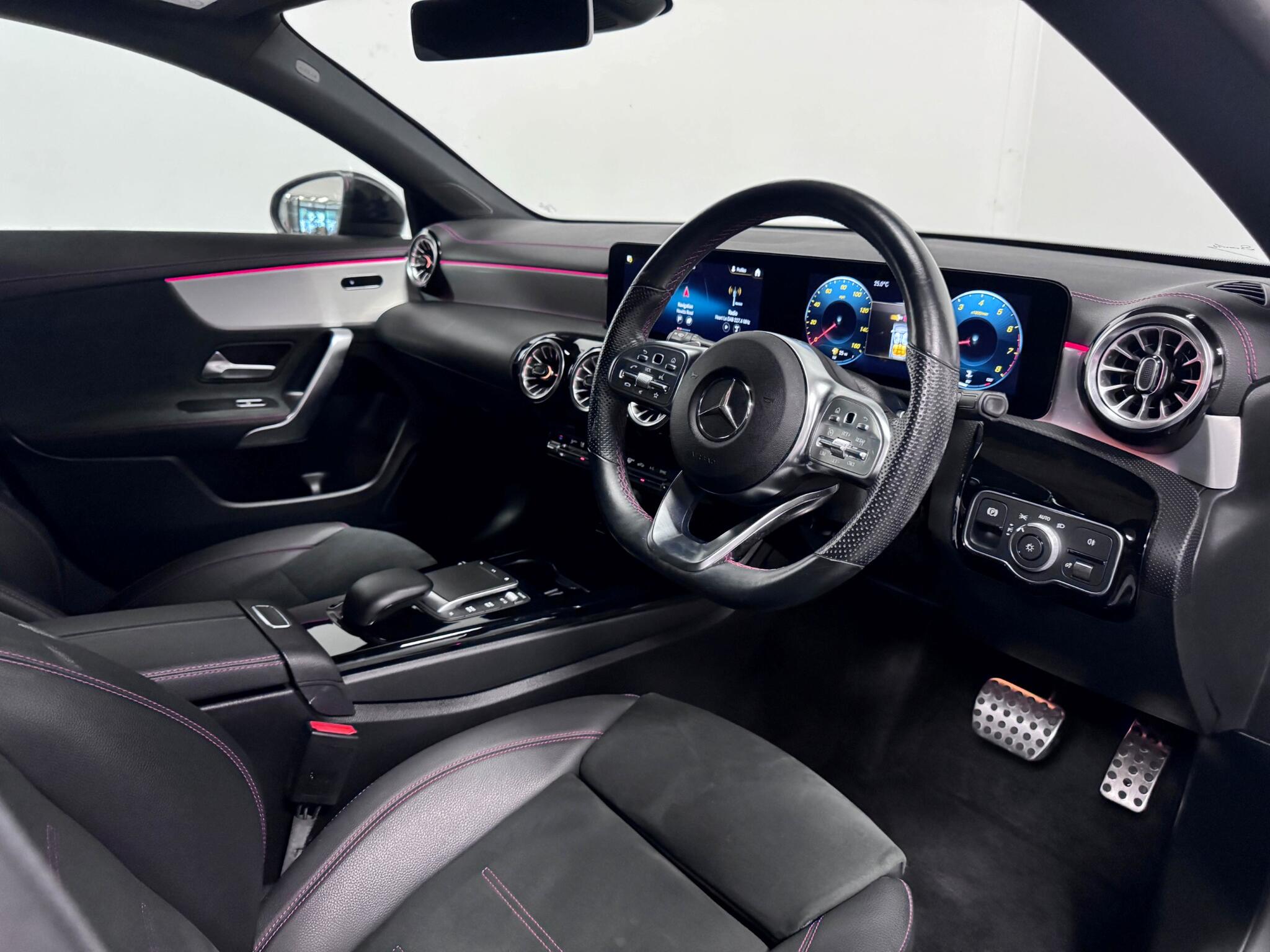 Mercedes-Benz Cla view 34