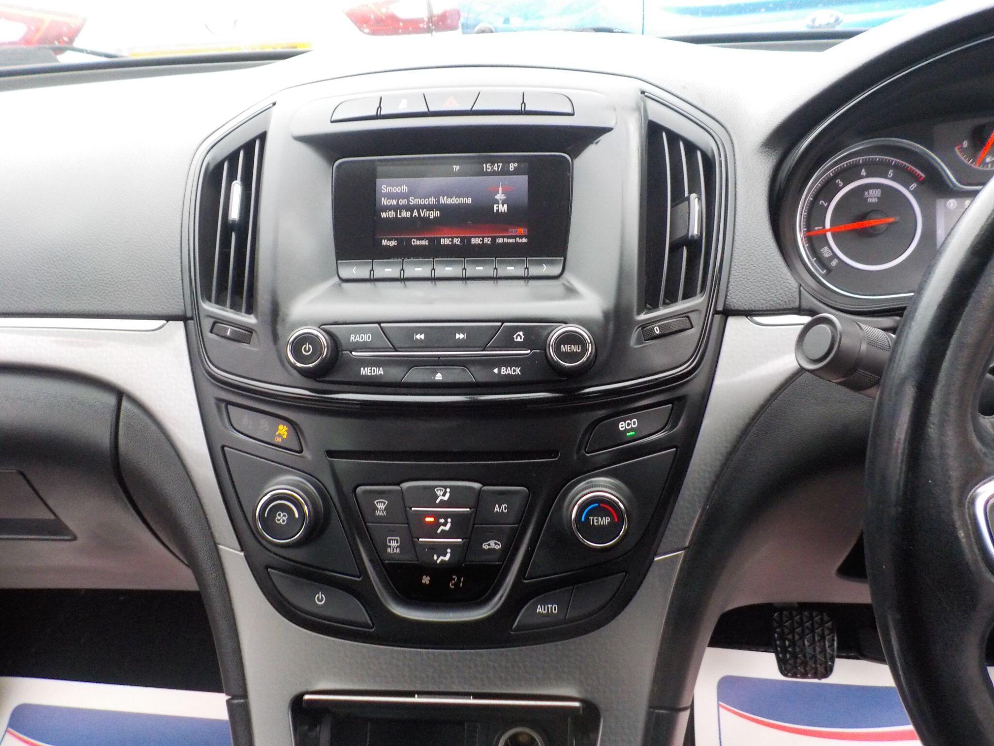 Vauxhall Insignia 1.6 CDTi ecoFLEX Design Euro 6 (s/s) 5dr