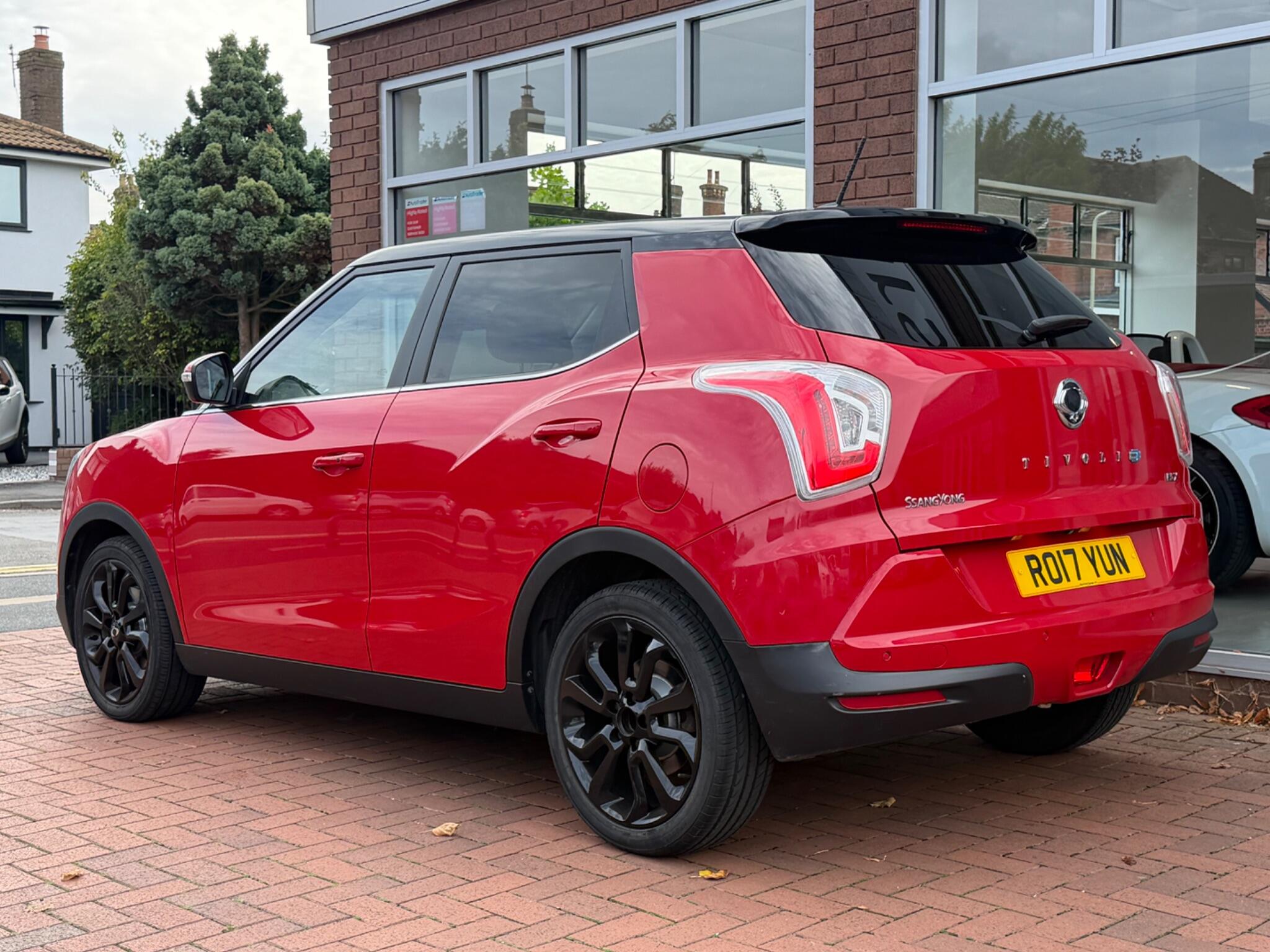 KGM Tivoli view 5