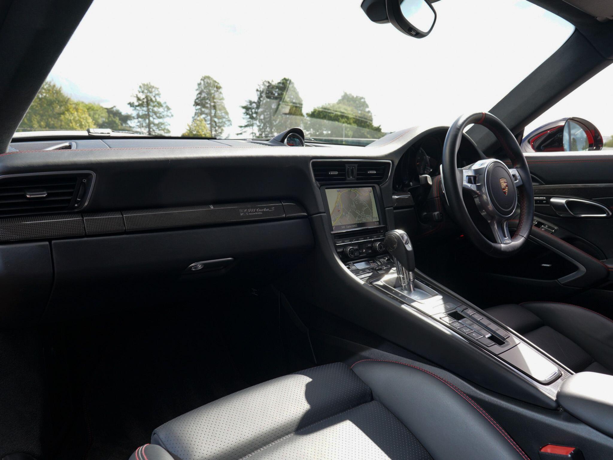 Porsche Cayman view 57