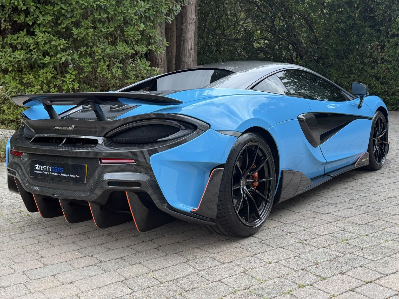 Mclaren 600LT view 9