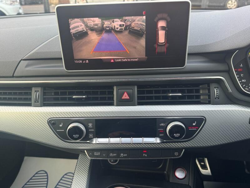 2018 Audi RS4 Avant image 41