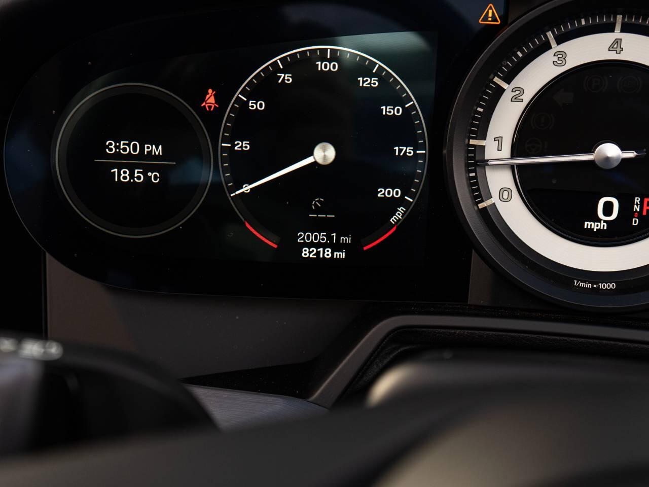 Porsche 911 view 41