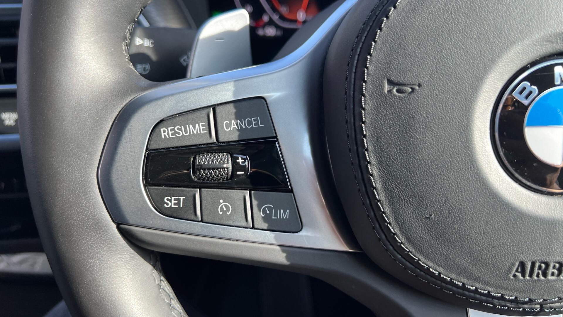 BMW X4 view 17