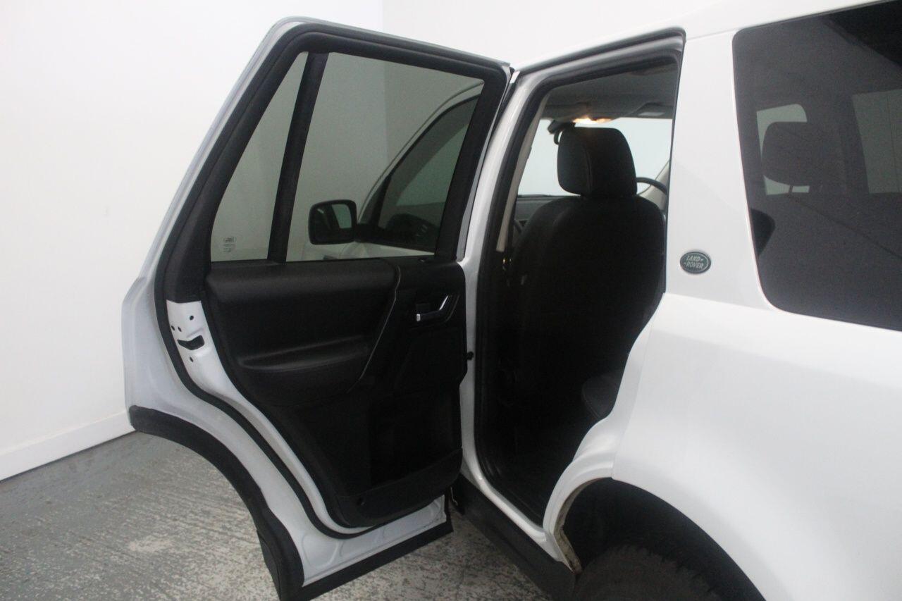 Land Rover Freelander view 28