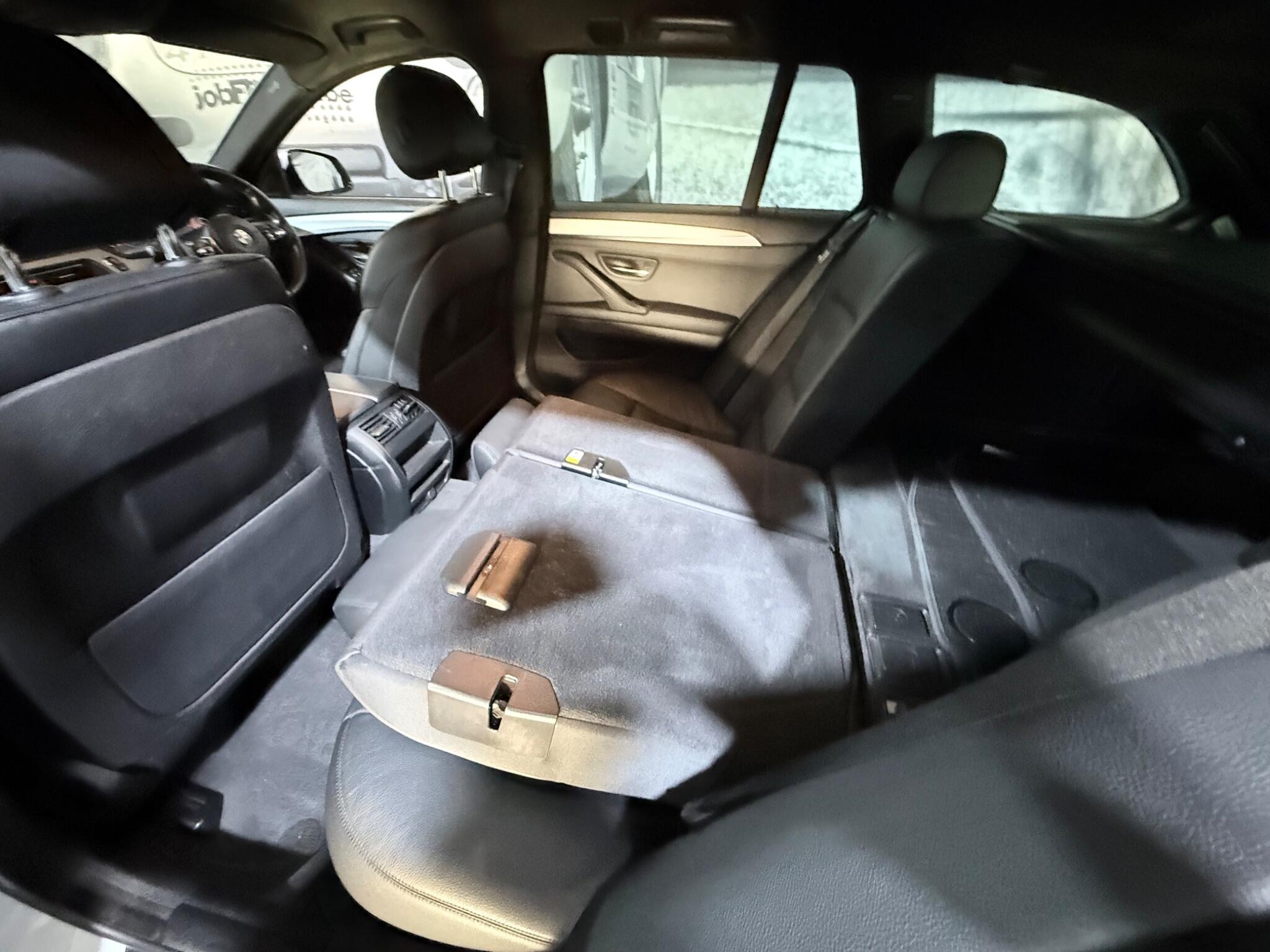 BMW 5 Series view 22