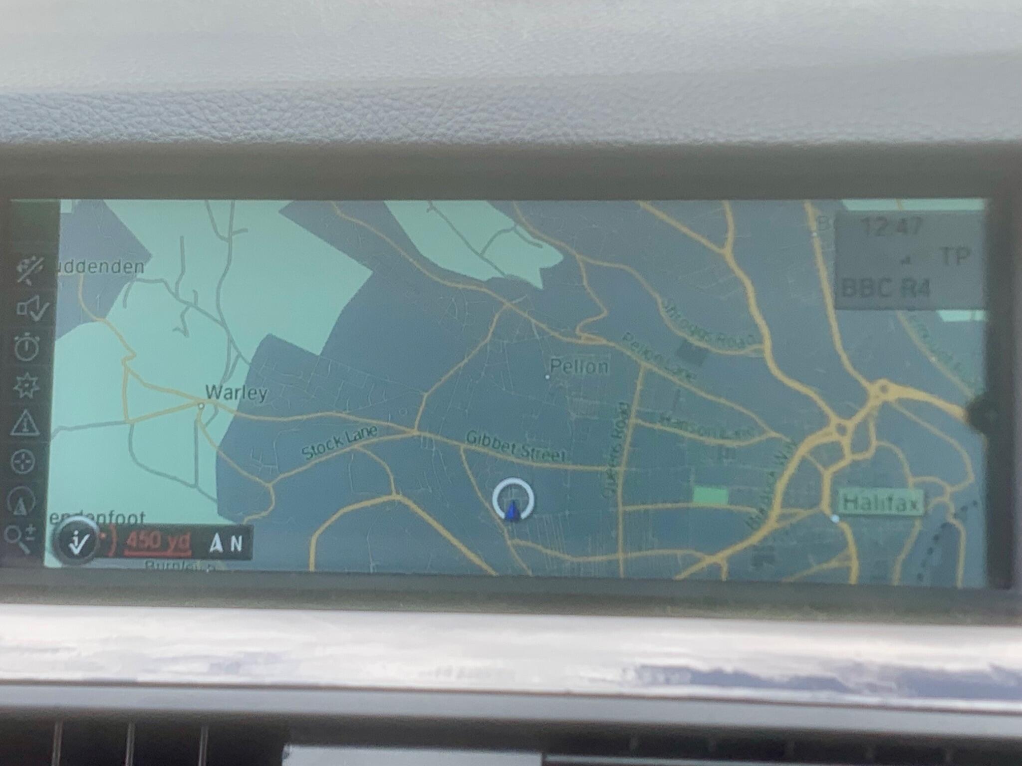 BMW 5 Series view 35