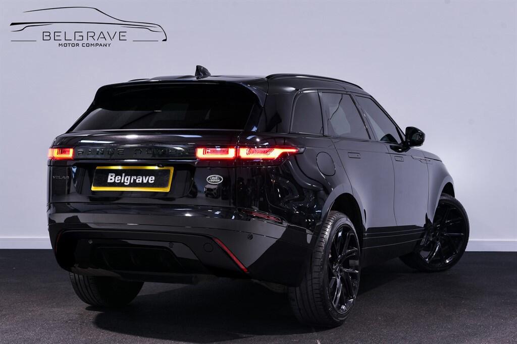Land Rover Range Rover Velar view 3