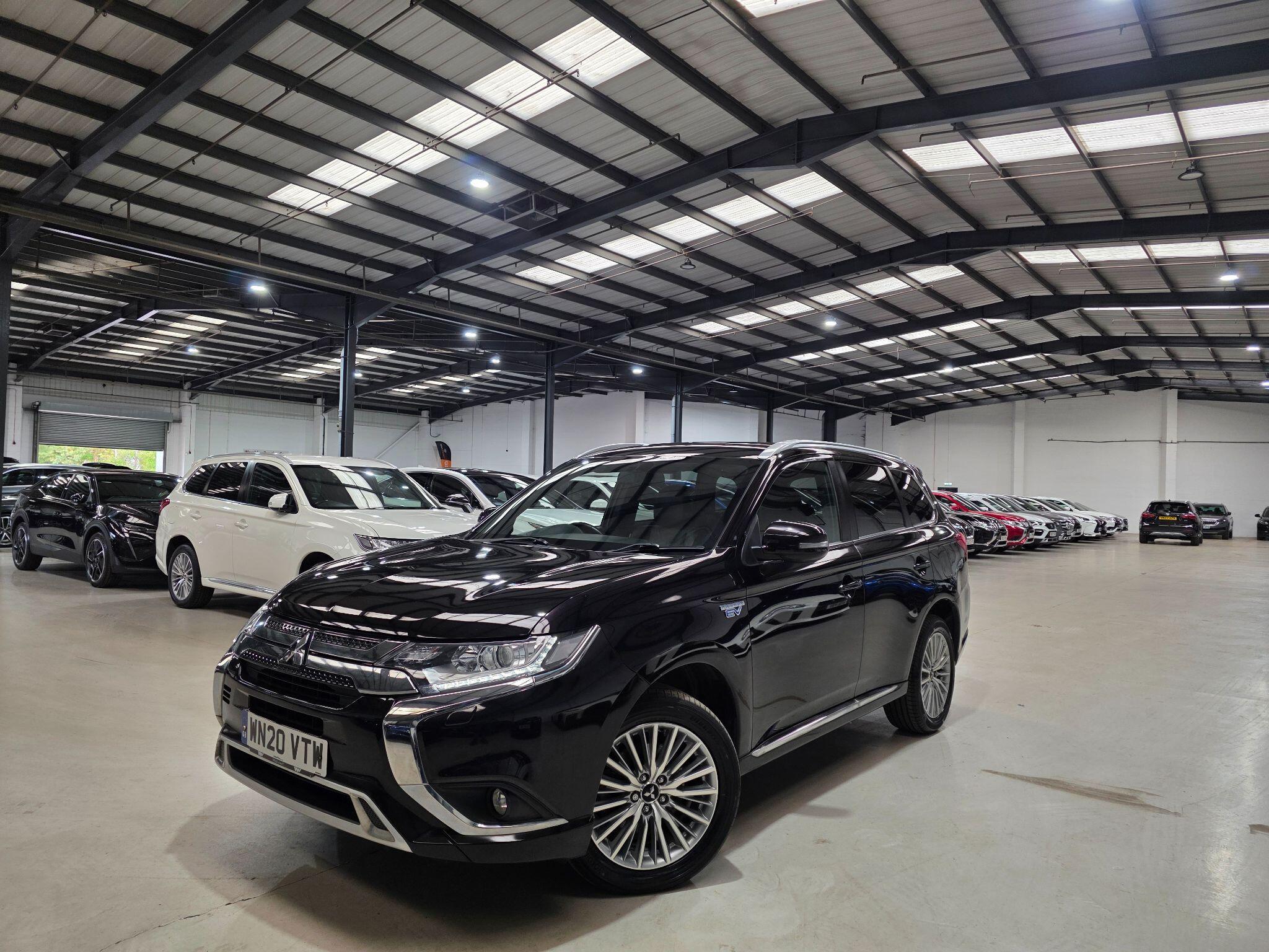 Mitsubishi Outlander main image