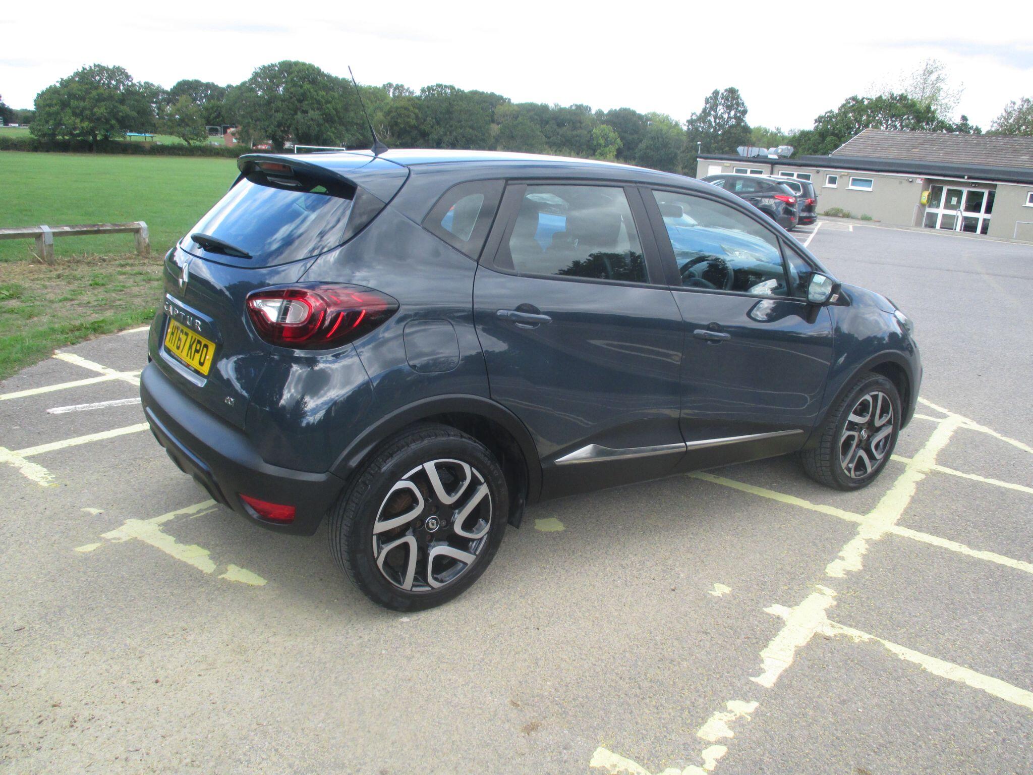 Renault Captur view 11