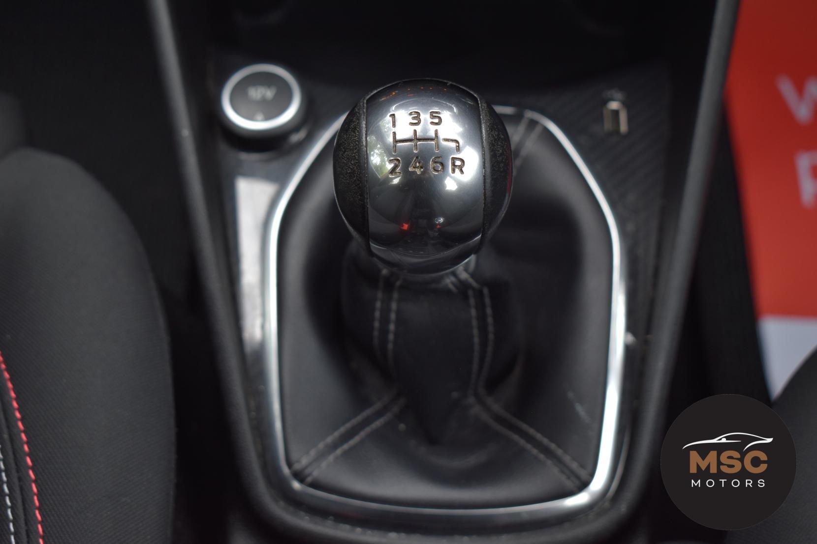 Ford Fiesta view 50
