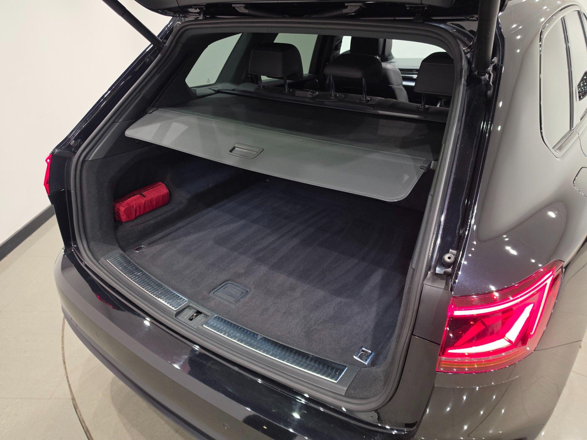 Volkswagen Touareg view 53