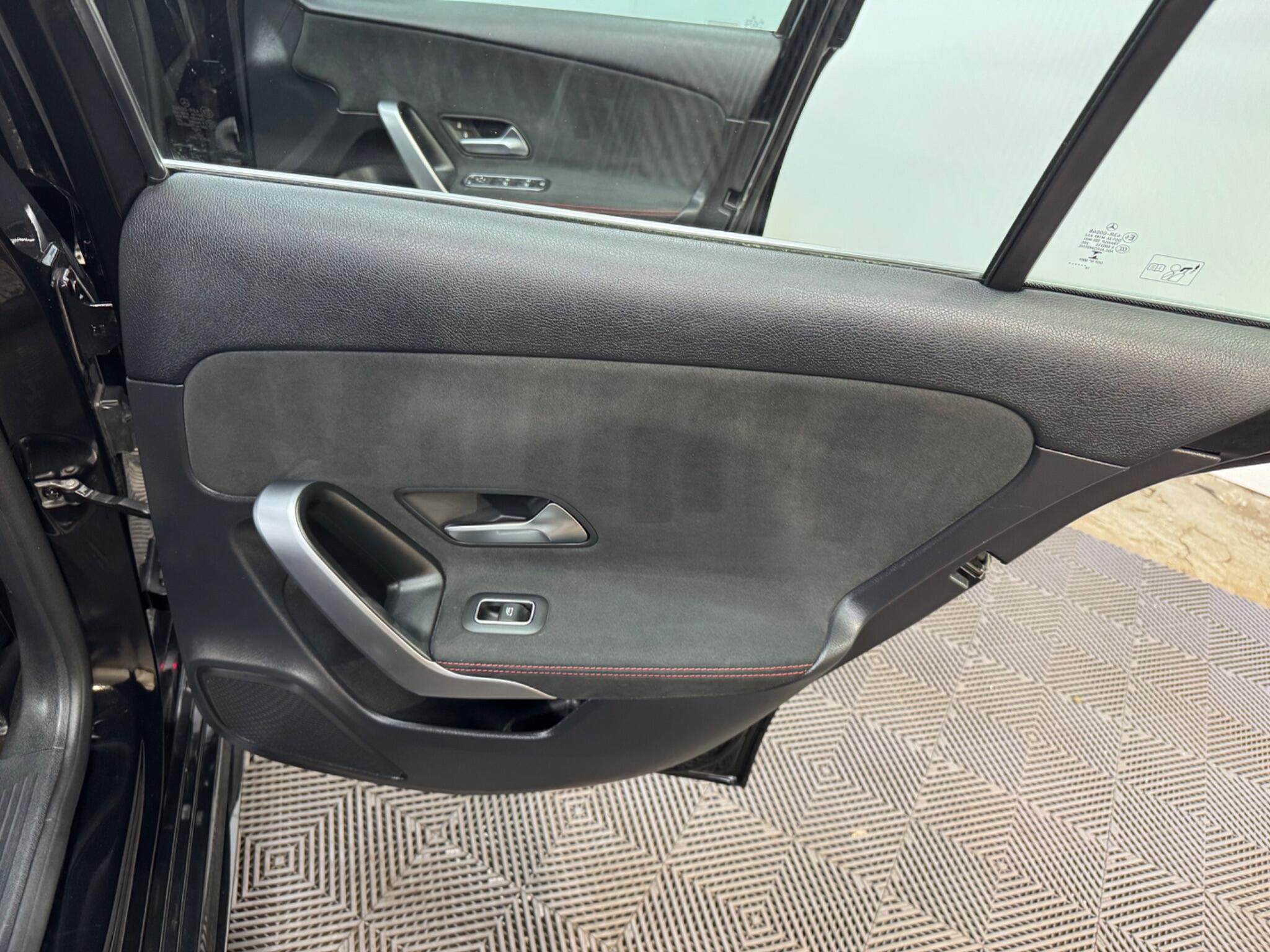 Mercedes-Benz A-Class view 37