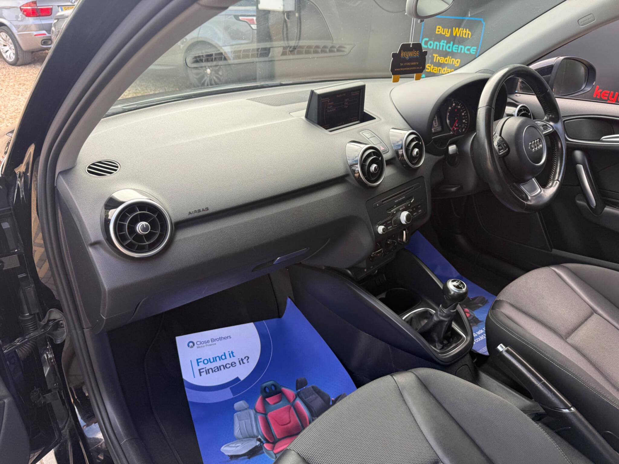 Audi A1 view 22