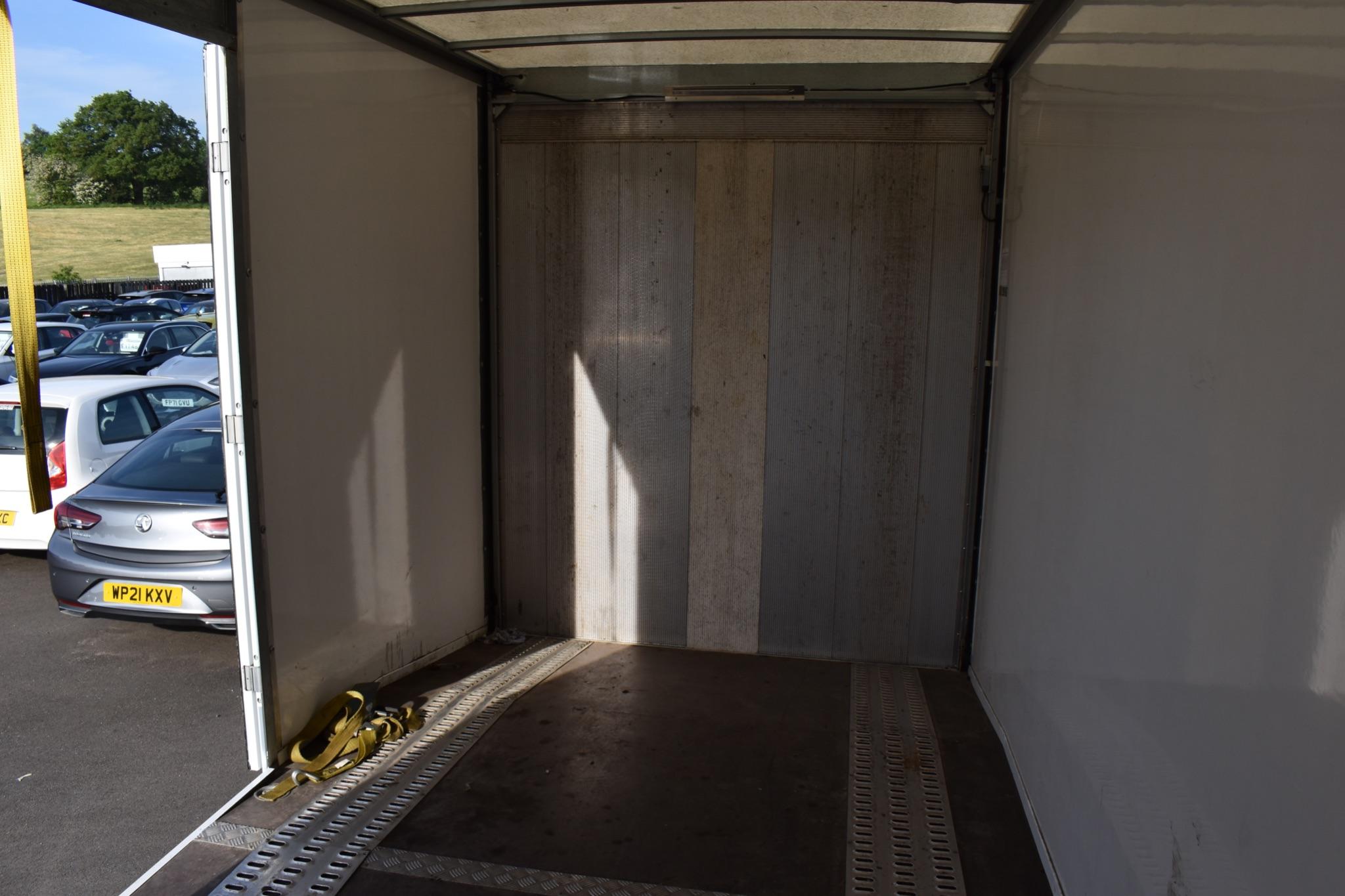 Sprinter - 2.1 516 CDI RWD L2 Euro 6 (s/s) 2dr - Image 10
