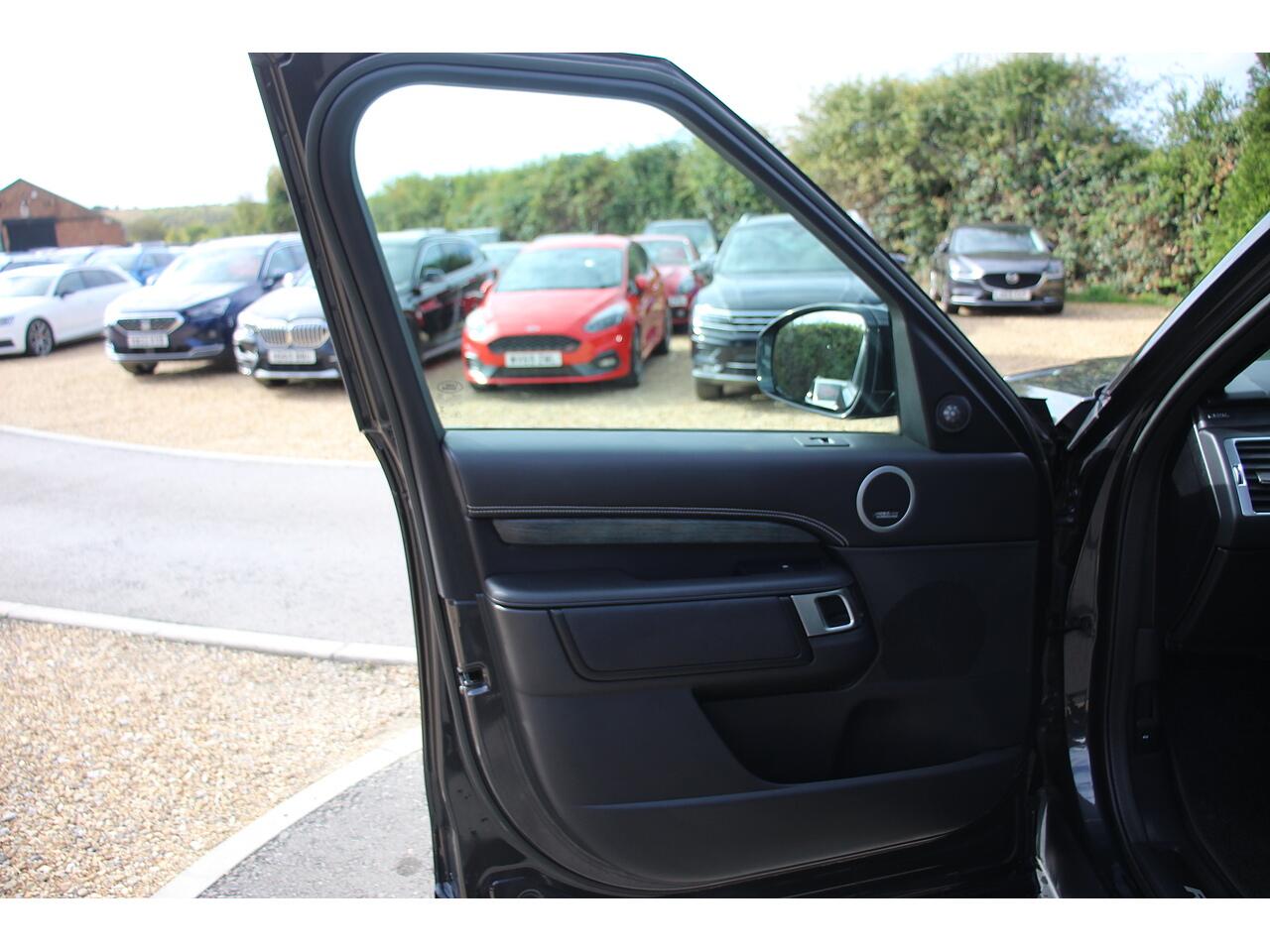 Land Rover Discovery view 69