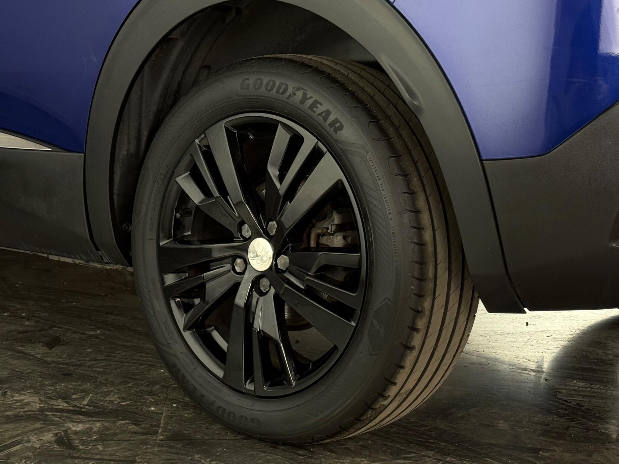 Peugeot 3008 view 8
