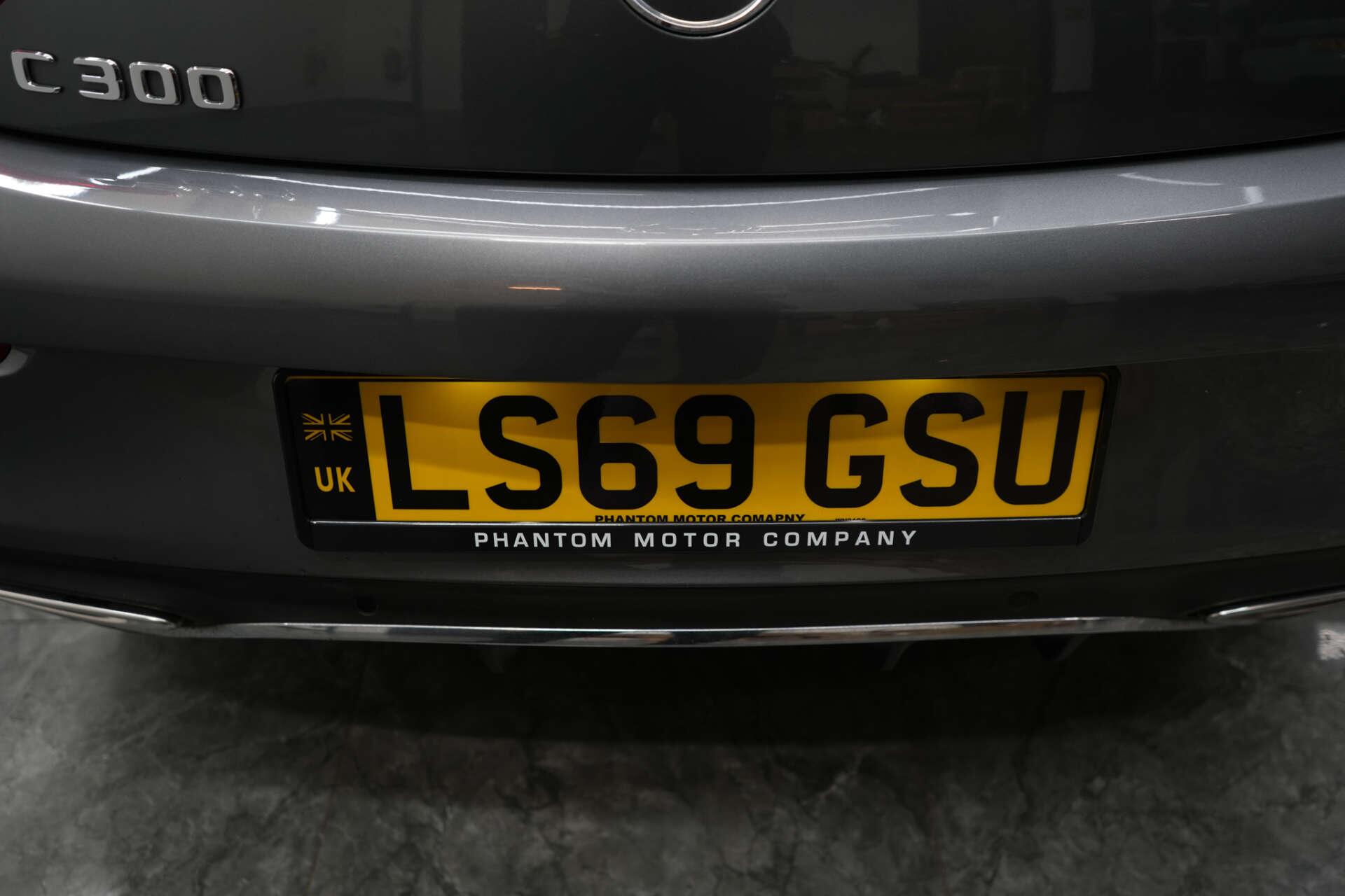 Mercedes-Benz C Class view 39