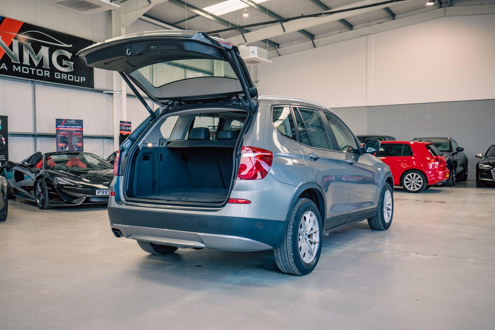 BMW X3 view 34