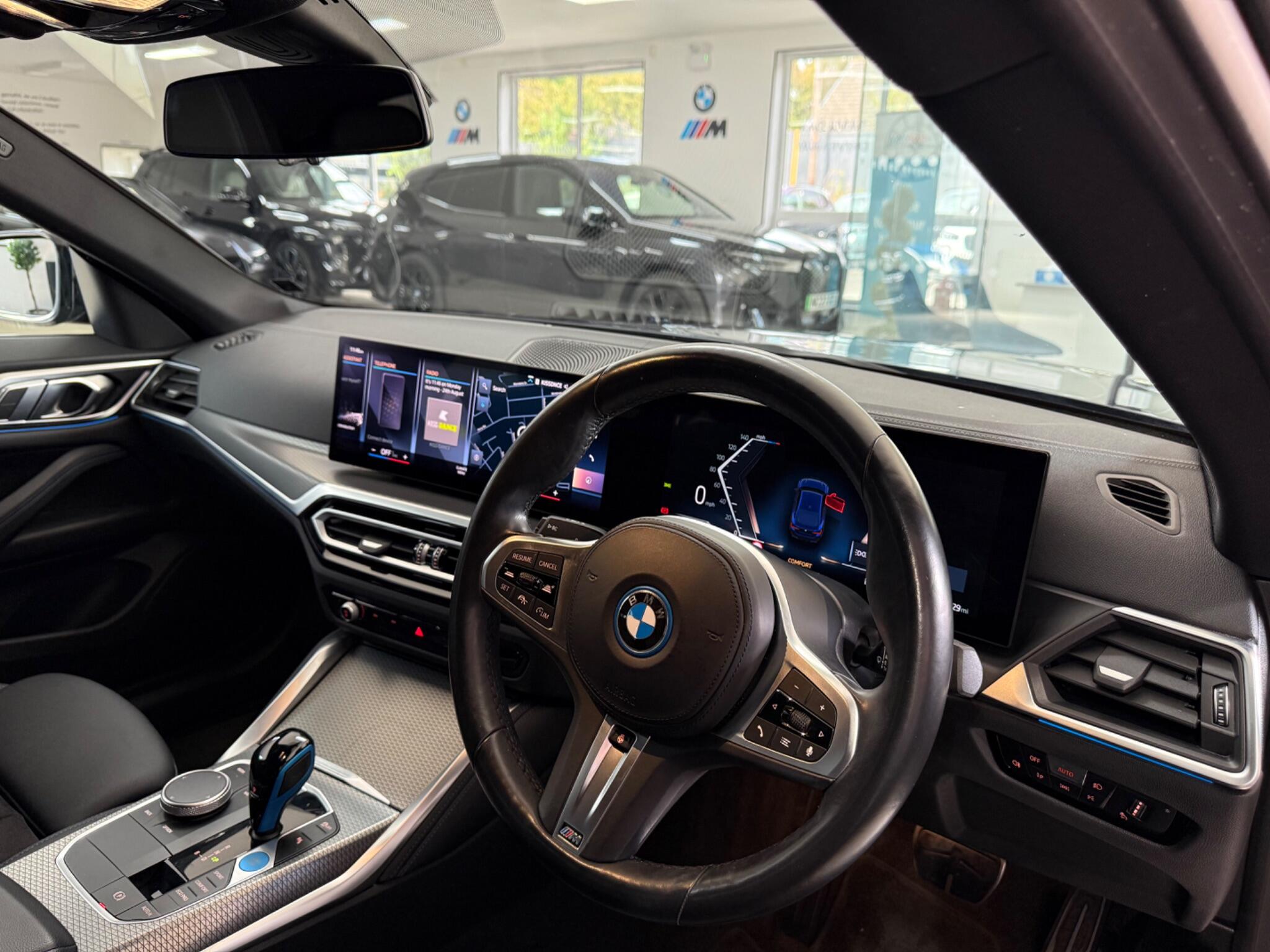 BMW I4 view 31