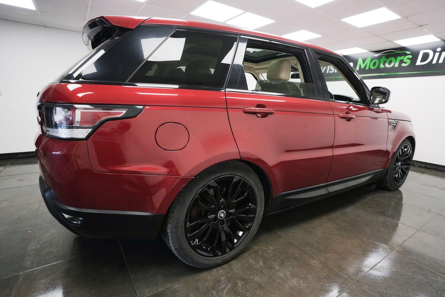 Land Rover Range Rover Sport view 3