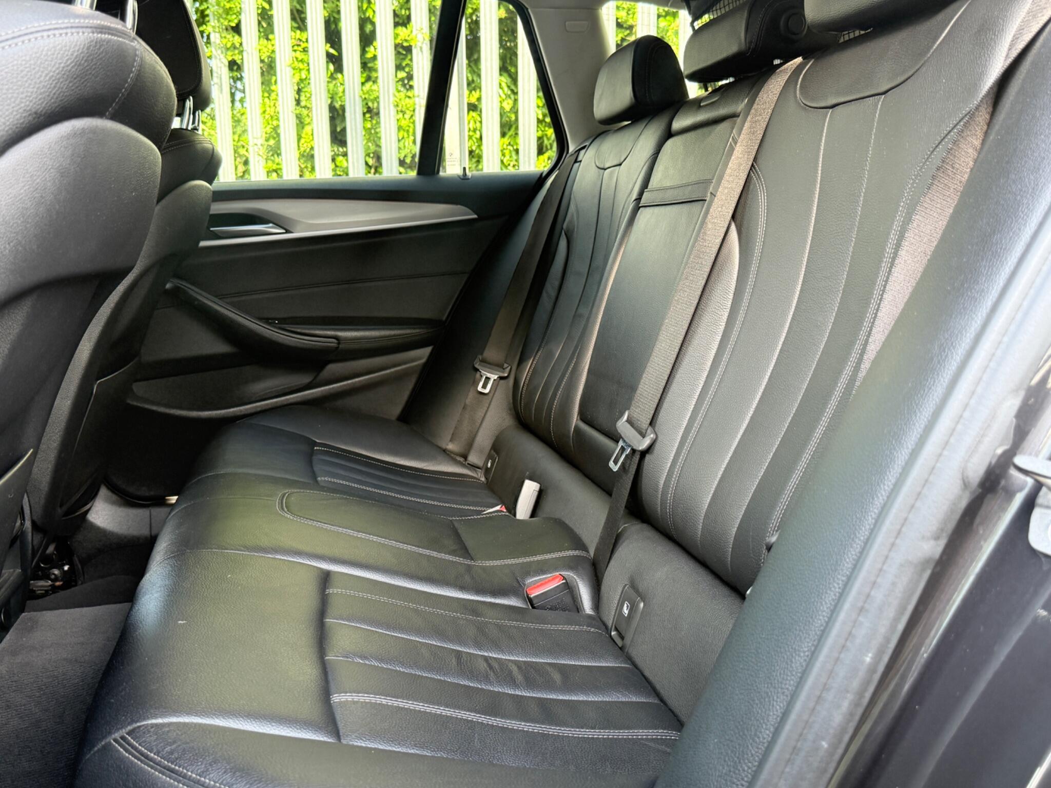 2017 BMW 5 Series image 26