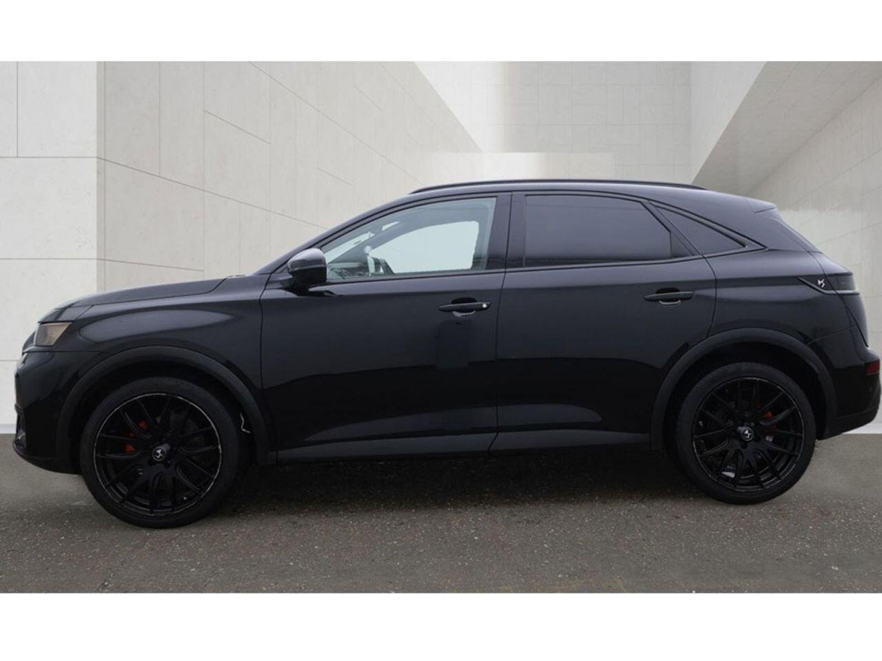 DS Automobiles DS 7 Crossback view 6