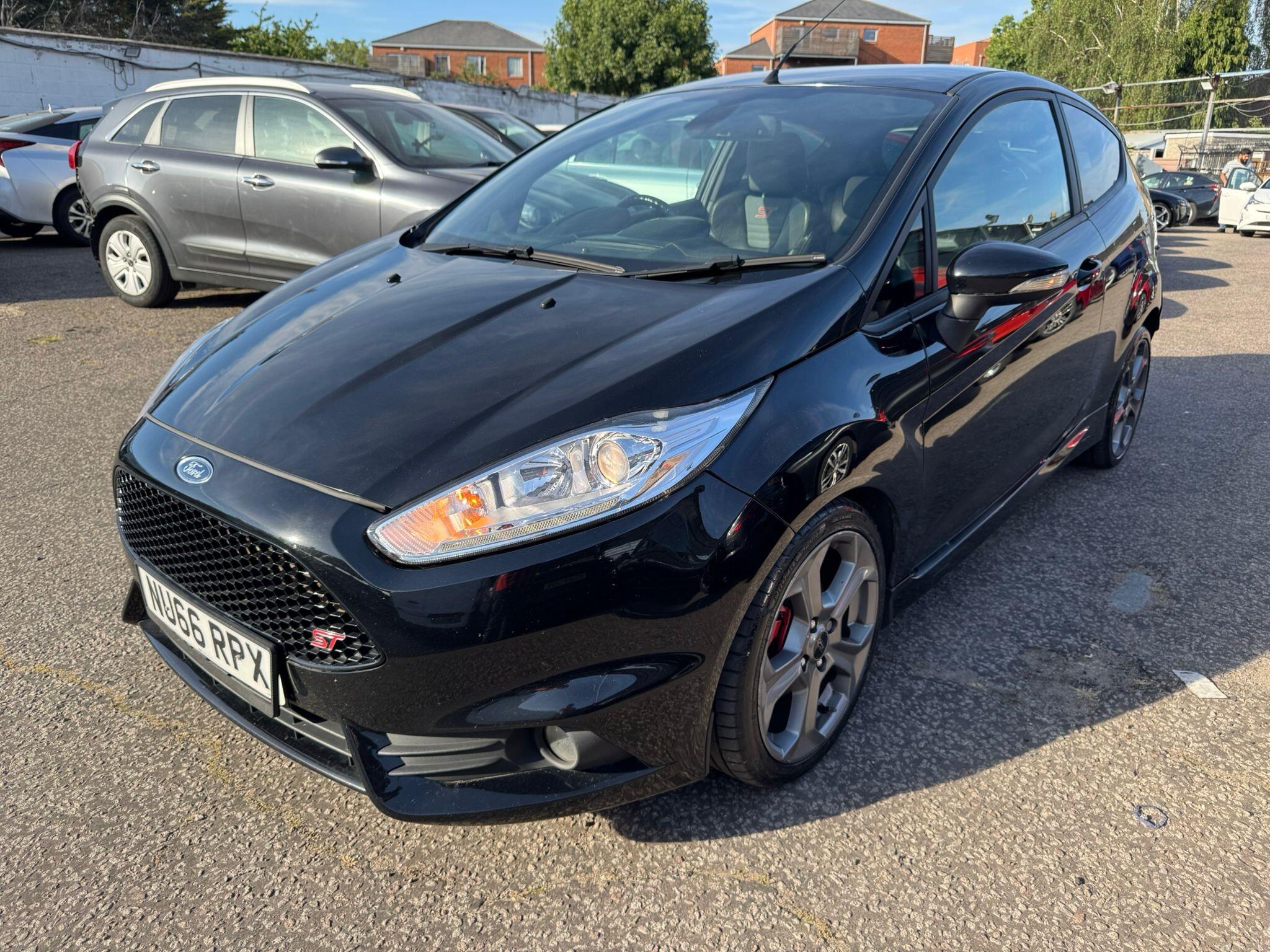 Ford Fiesta view 8