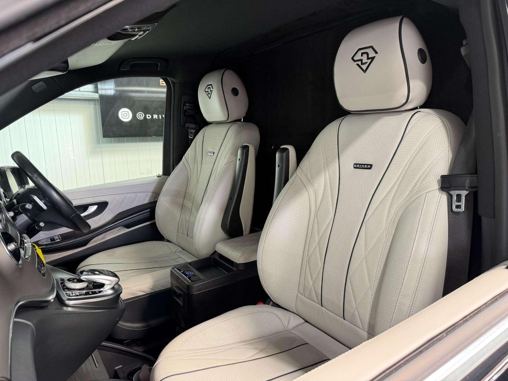 Mercedes-Benz V Class view 8