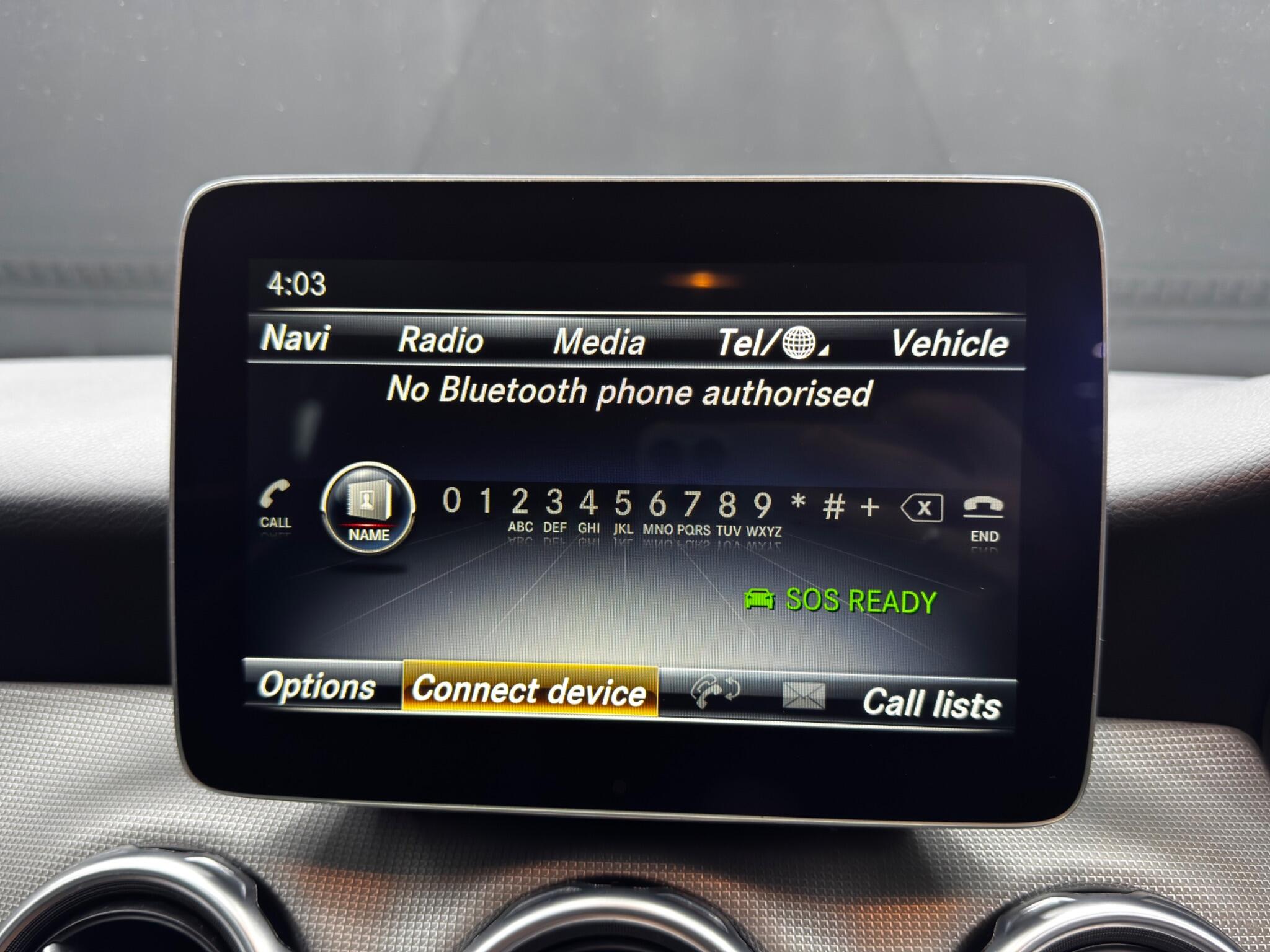 Mercedes-Benz Gla view 31