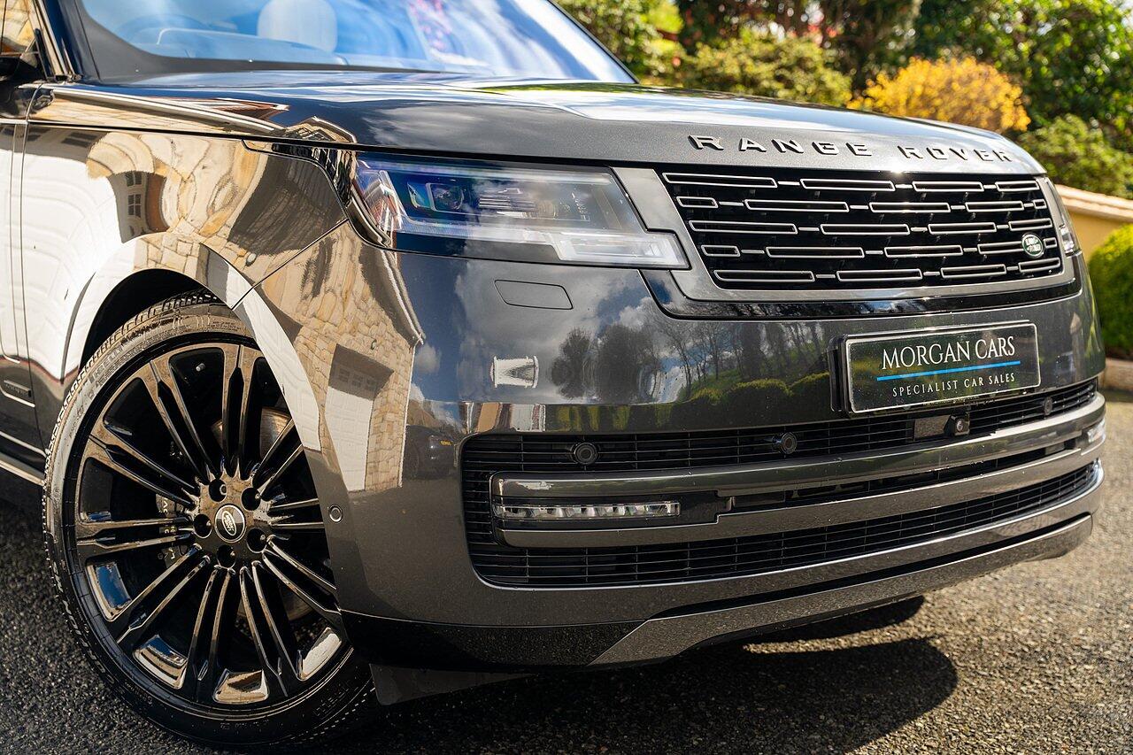 Land Rover Range Rover view 21