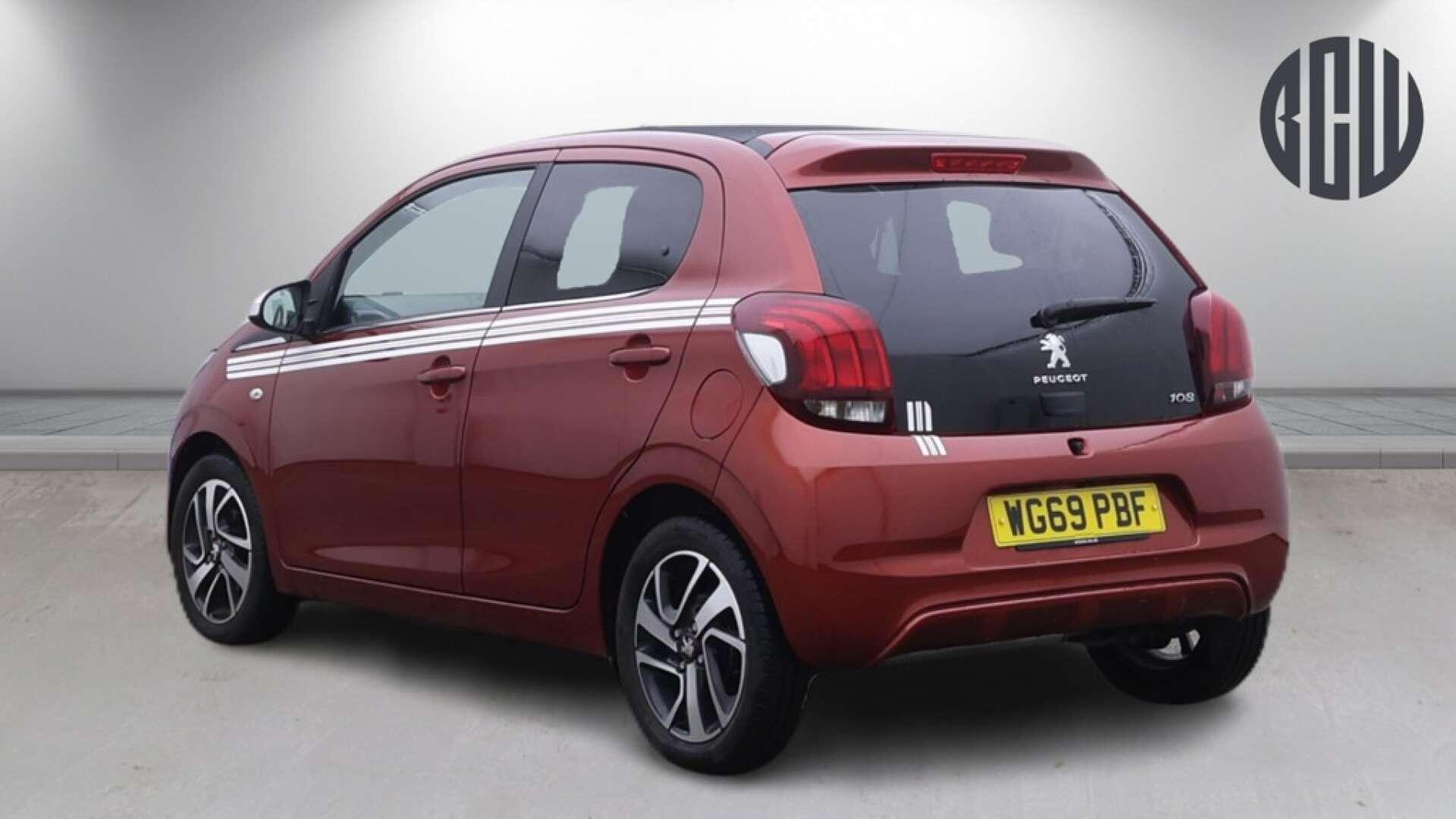 Peugeot 108 view 3