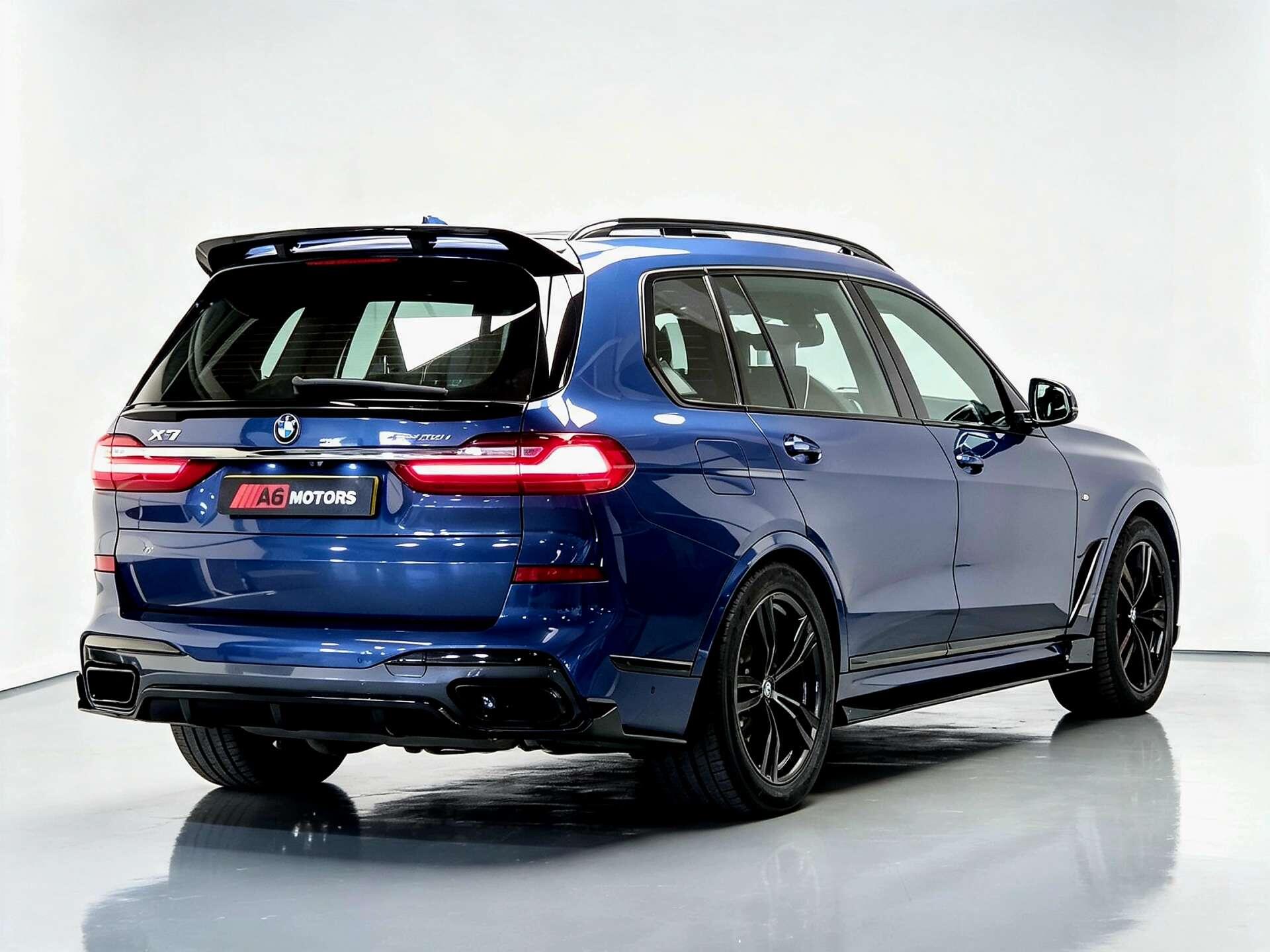 BMW X7 view 13