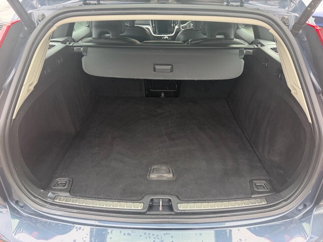 Volvo V60 view 22