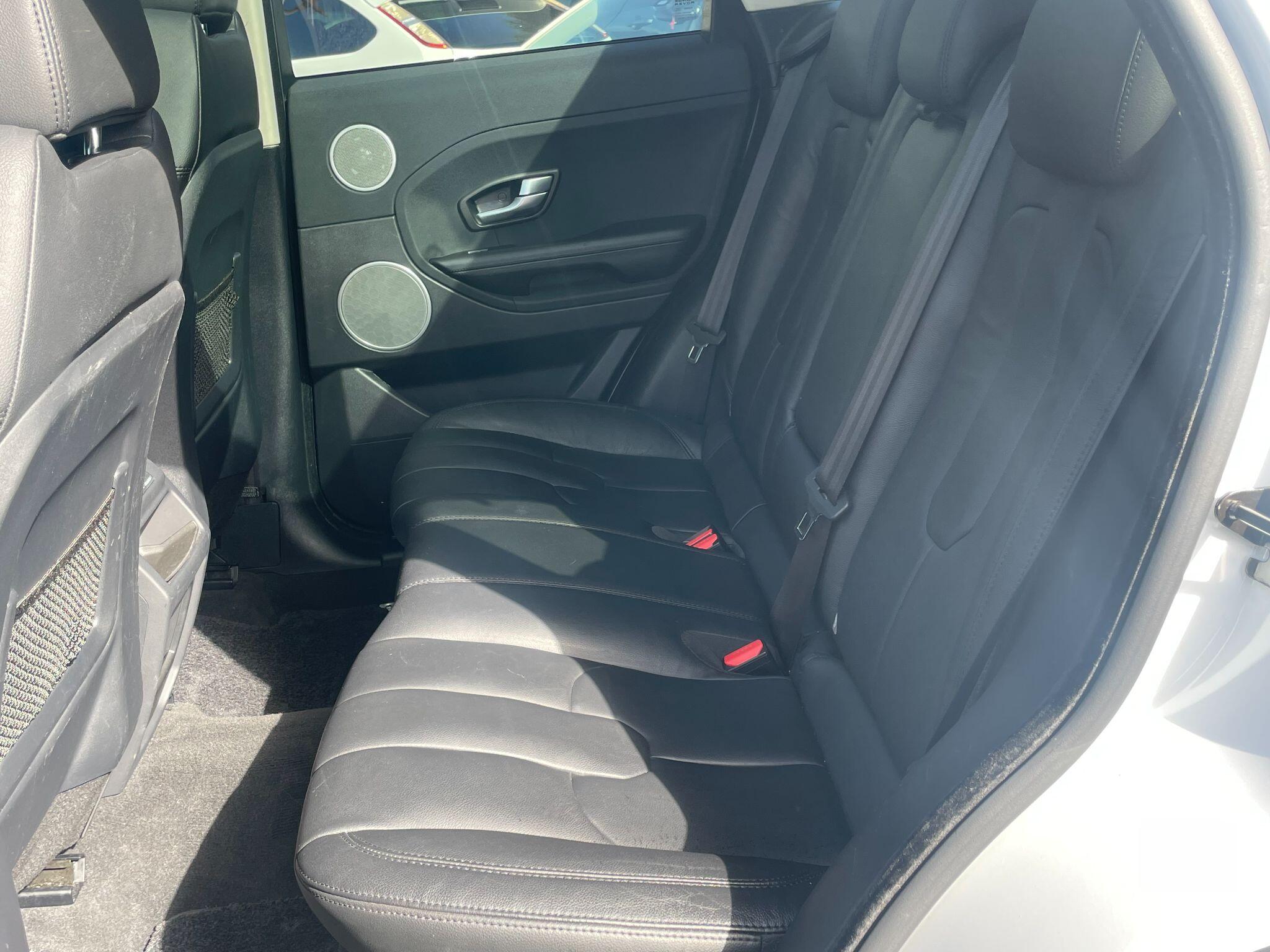 Land Rover Range Rover Evoque view 23