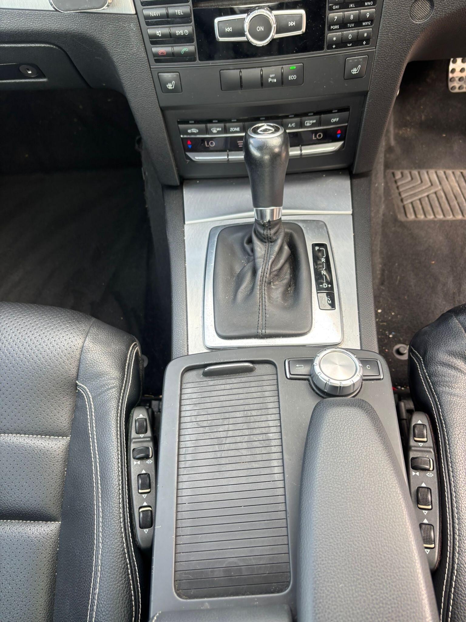 Mercedes-Benz E-Class view 20