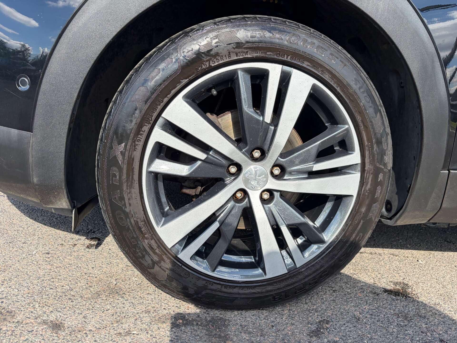 Peugeot 3008 view 10