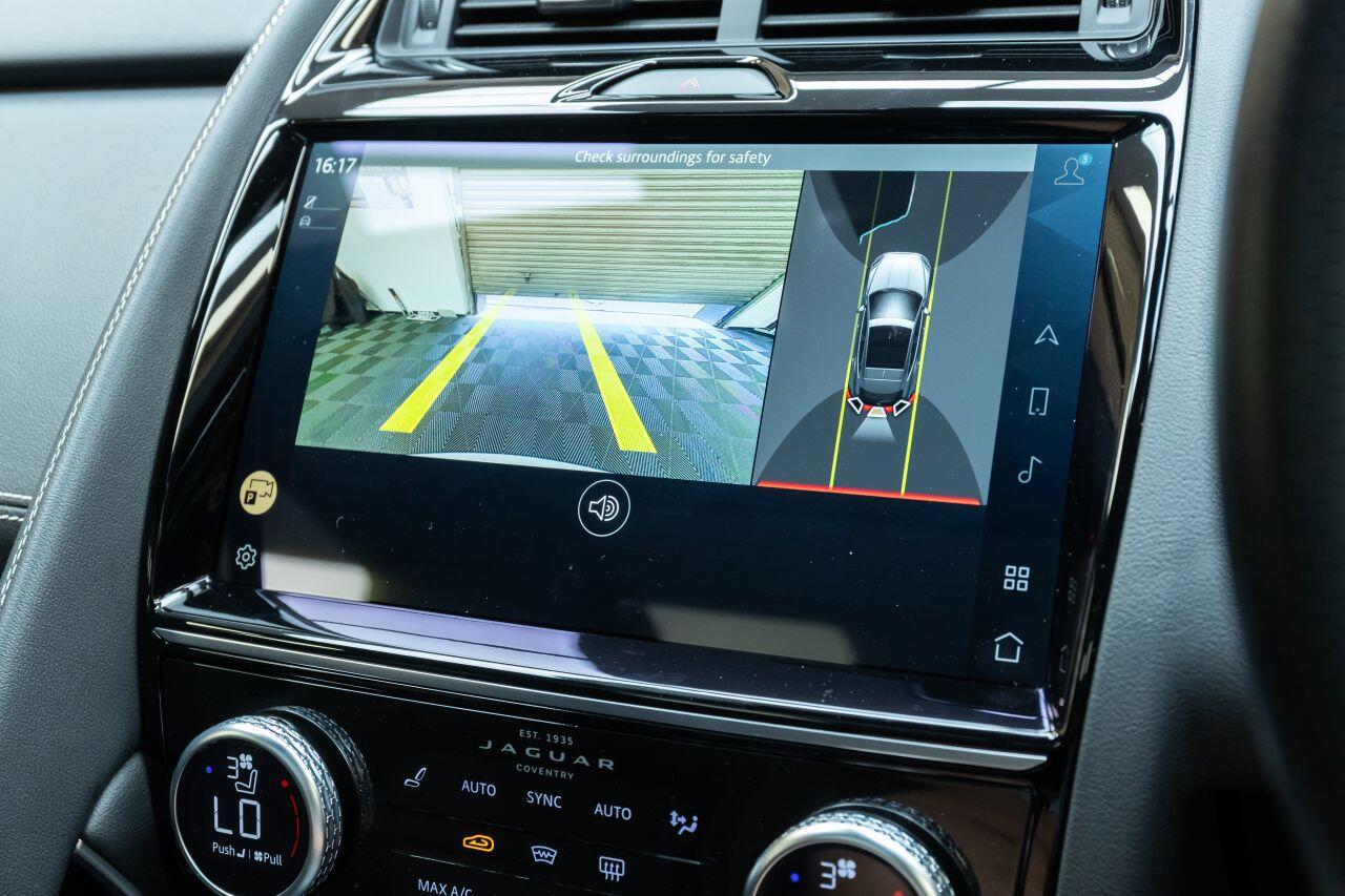 Jaguar E-Pace view 29