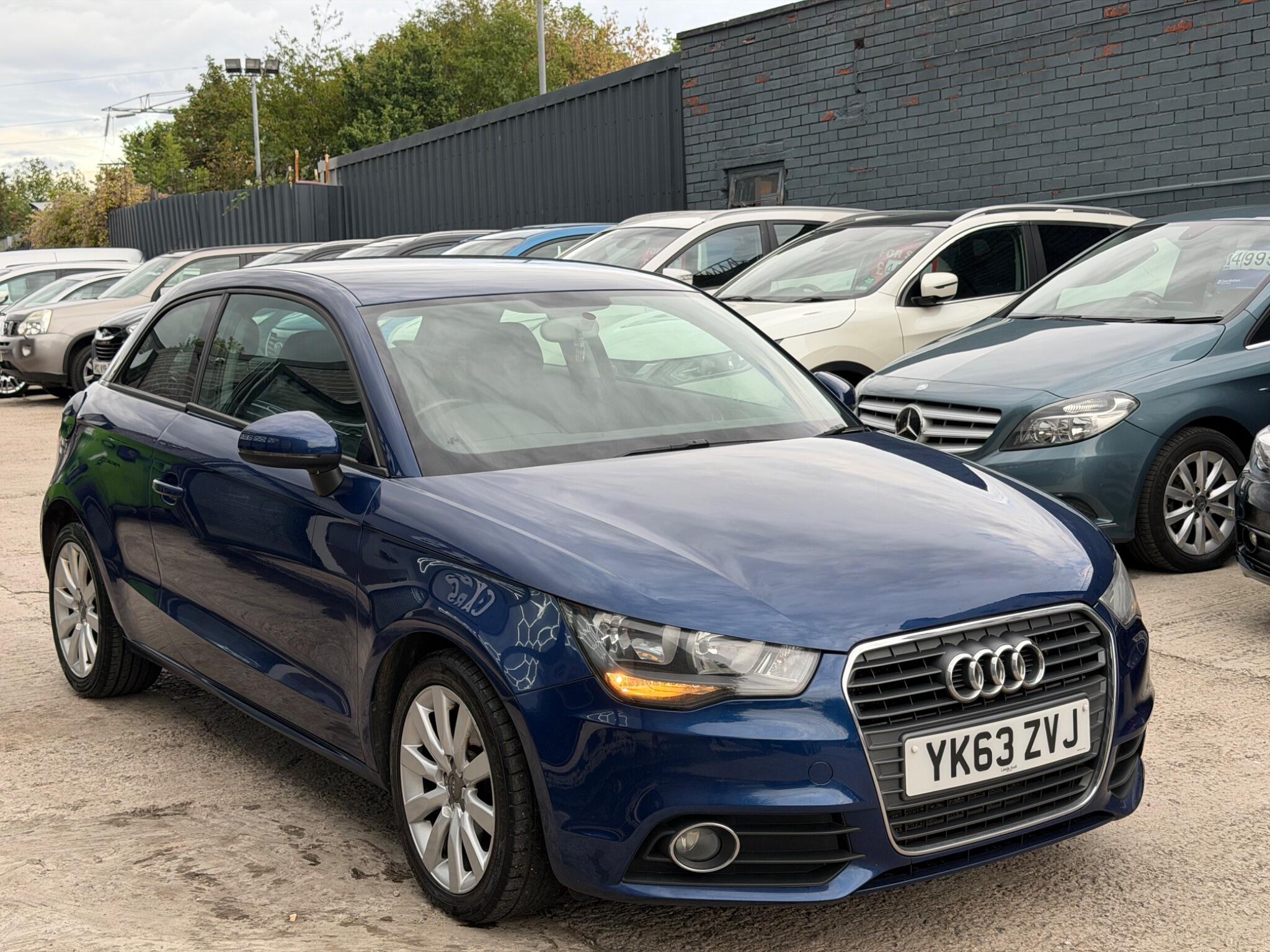 Audi A1 view 3